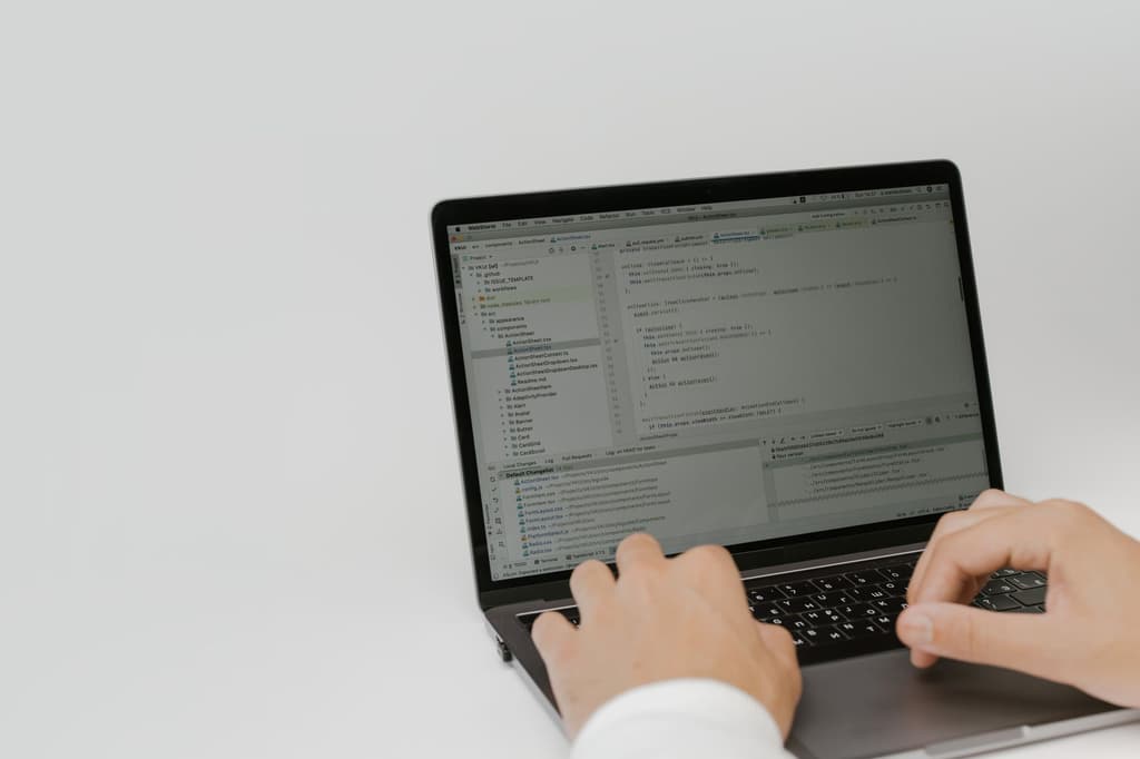 Адаптивная верстка email-писем html css для всех почтовых клиентов 2025 2026: Сервисы email-рассылок и инструменты