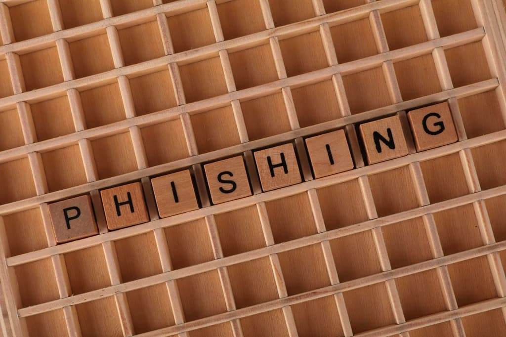 152-ФЗ для email-рассылок: персональные данные, хранение и трансграничная передача 2025 2026: Сервисы email-рассылок и инструменты